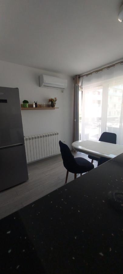 Apartament Nina Lägenhet Năvodari Exteriör bild